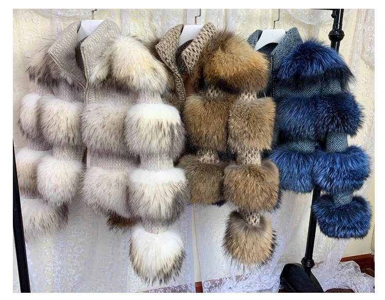 Hot Wholesale Winter Female Clothes Coat Ladies Luxury Raccoon Fur Jackets Women Real Fur Collar Coat