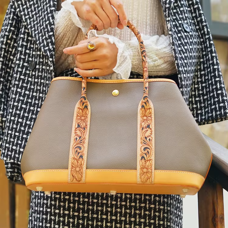 2023 Fashion High Quality Aesthetic Woman Bag Hand Bags Ladies Luxury Female Custom Tote Bag With Zipper