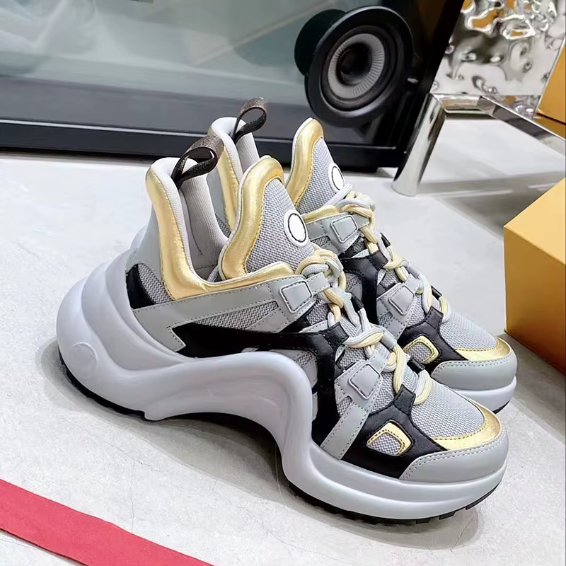 Luxury Brand Designer Sneaker Women fashion Shoe Size 35-40 model CX3204